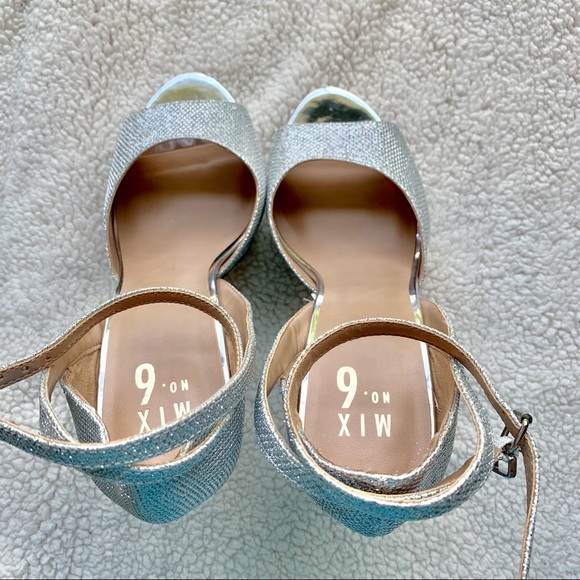 Diamond studded platform heels - Picture 5 of 6